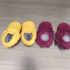 Baby girl mocasins great condition. Size 2