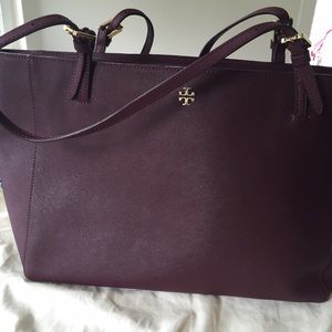 Tory Burch Large Tote Plum Color.