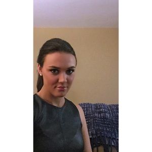 Meet your Posher, Stephanie