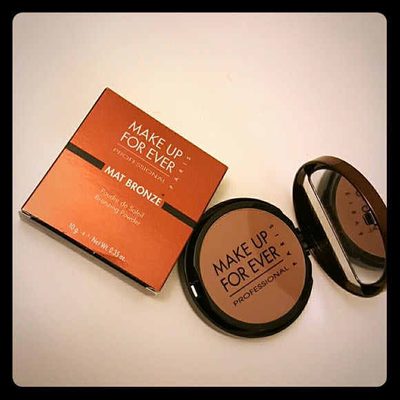 Make Up For Ever Bronzing Powder