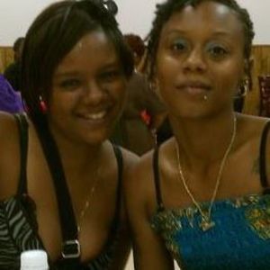 Meet your Posher, Dominique