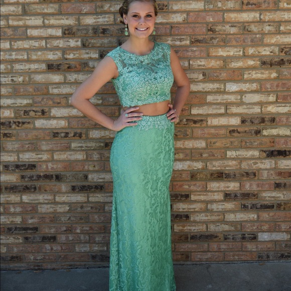 Mint Clarisse prom dress