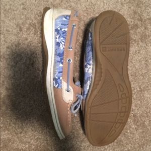 Women's Sperry Top-Siders 9. Hardly worn ⛵️