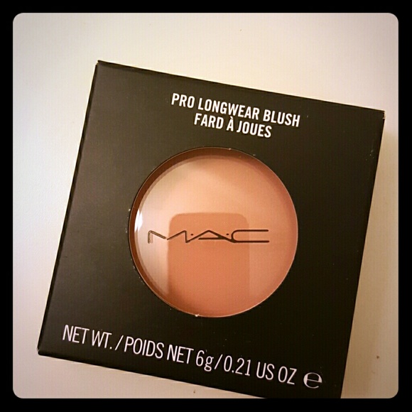 MAC Pro Longwear Blush
