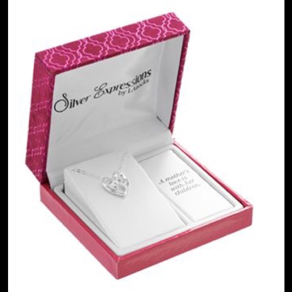 "Mother & Child" CZ Crystal Heart Pendant Necklace - Picture 2 of 3