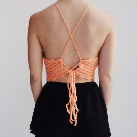 SOLD OUT ✖️ Sydney Crochet Halter Crop Top - Picture 4 of 4