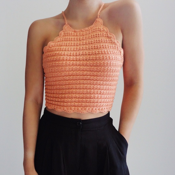 SOLD OUT ✖️ Sydney Crochet Halter Crop Top - Picture 3 of 4