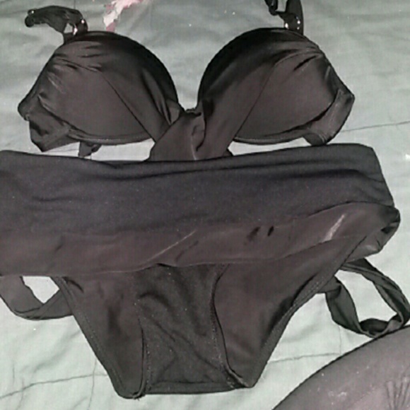 Black tied bakini