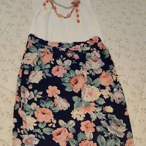 Vintage floral pencil skirt