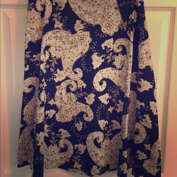 White House Black Market Skirt size 10