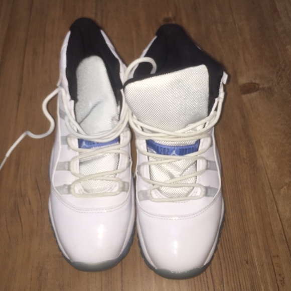 JORDAN 11s COLOMBIANAs