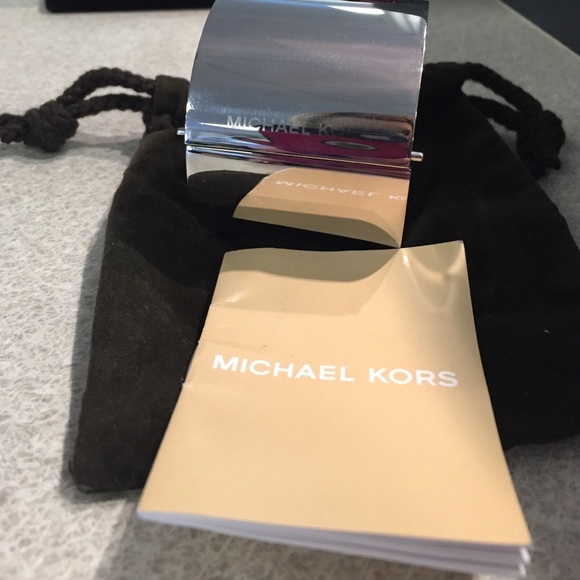 Michael Kors Wide Hinged Cuff - Picture 2 of 4
