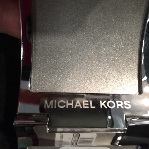 Michael Kors Wide Hinged Cuff - Picture 4 of 4