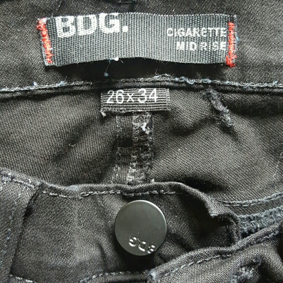 bdg 26x34 cigarette mid rise