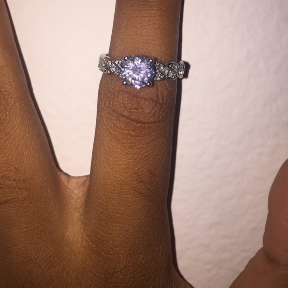 Ring - Picture 2 of 2