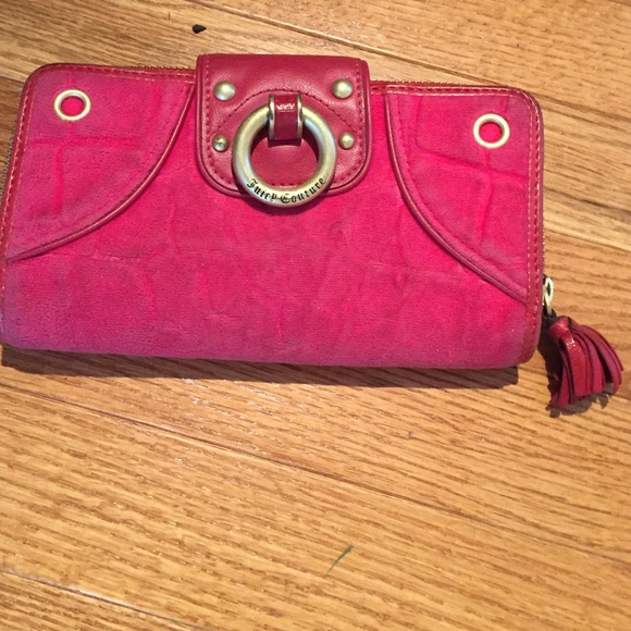JUICY pink wallet