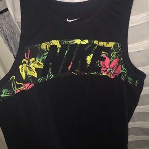 Nike tank