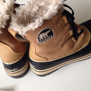 Price reduced! Sorel short winter boots