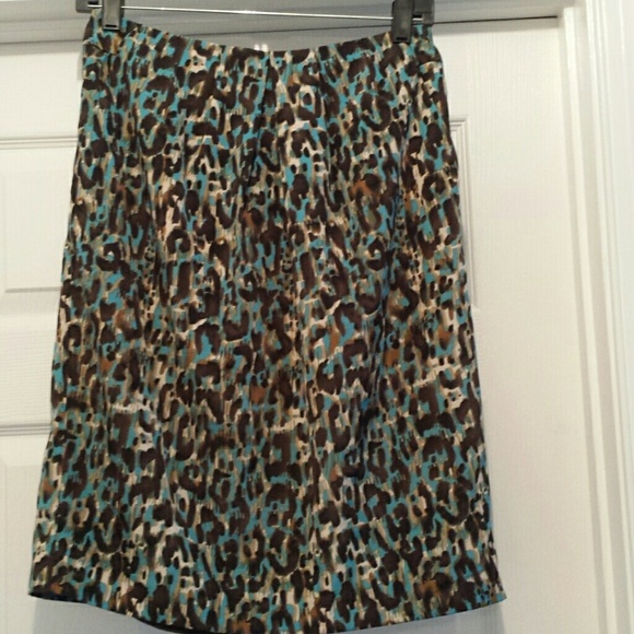 Ellen Tracy Turquoise Leopard Skirt