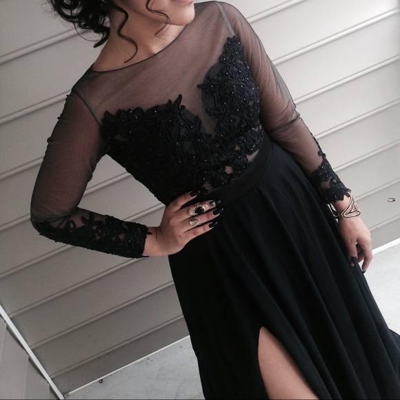 PROM DRESS - Picture 3 of 3