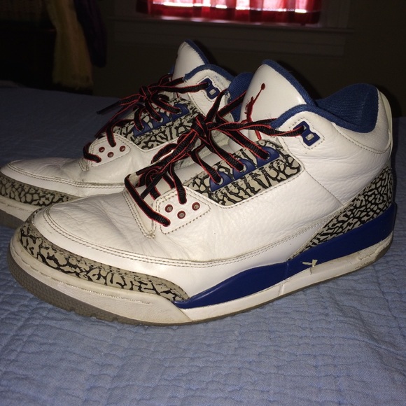 Jordan True Blue 3