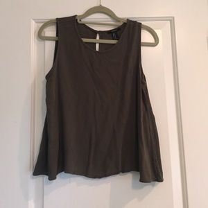 Forever 21 green sleeveless crop top