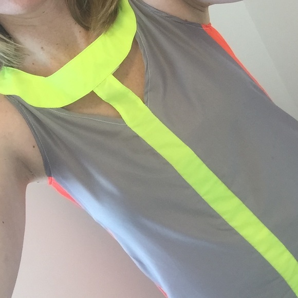 Neon accent Maxi Dress💕 - Picture 2 of 3