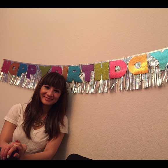 Meet your Posher, Chloe - Picture 2 of 3