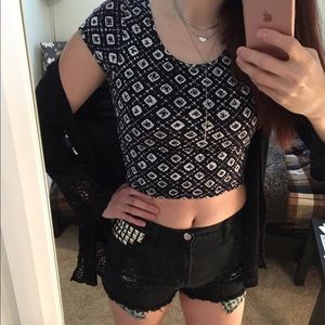 ‼️CLEARANCE‼️💥Bundle!💥 Shorts and Crop Top!!