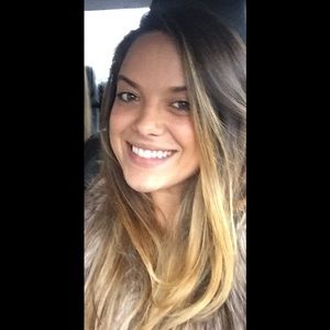 Meet your Posher, Cristina