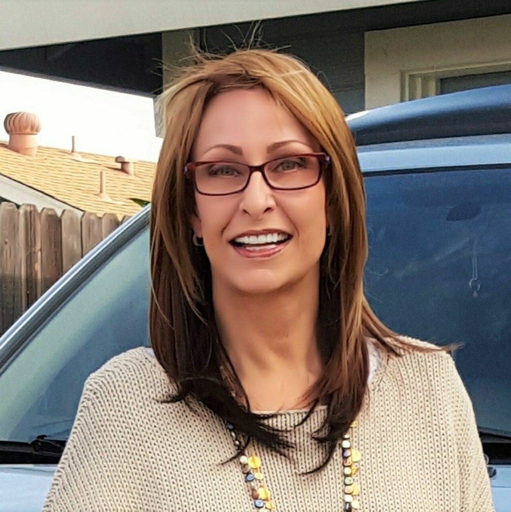 Meet your Posher, Marianne