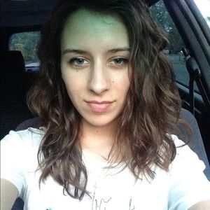 Meet your Posher, Ellen