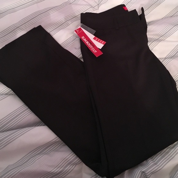 Dress pants - Picture 1 of 3