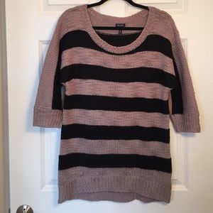Splendid Striped 3/4 sleeve sweater **CC sale"