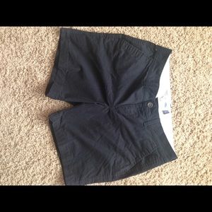 old navy black shorts