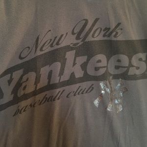 Nike womens New York Yankee long sleeves large