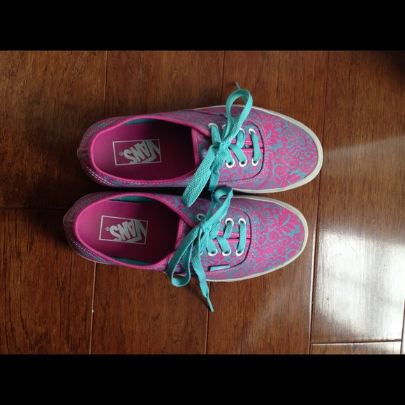 Vans Pink Lace Authentics