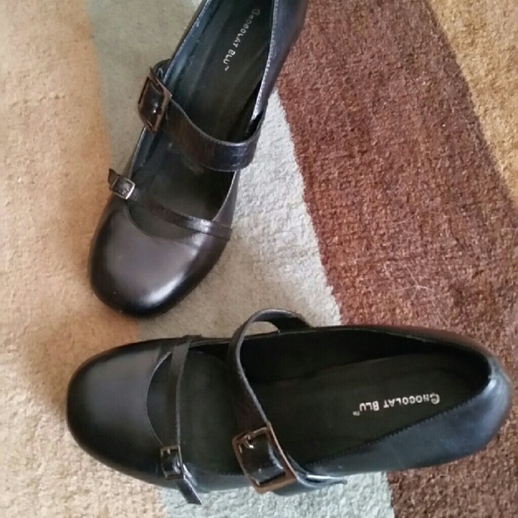 Chocolat BLU Fiona Mary Jane Closed Toe Wedges - Picture 3 of 3