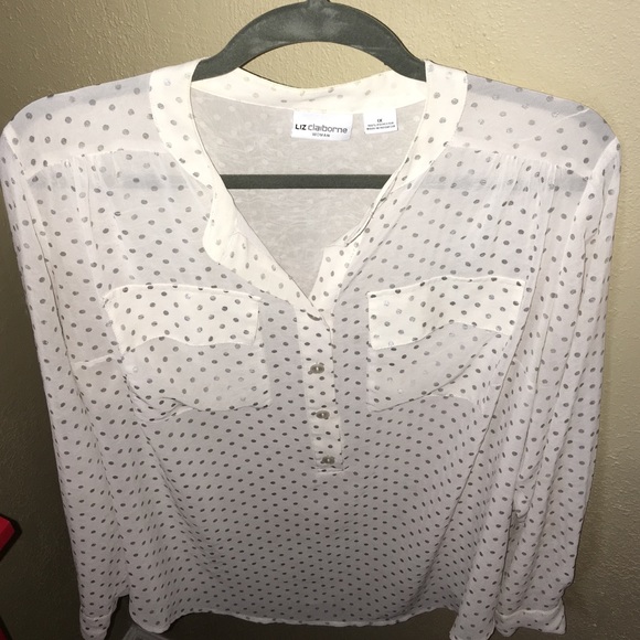 LIZ CLAIBORNE long sleeve 100% Polyester blouse.