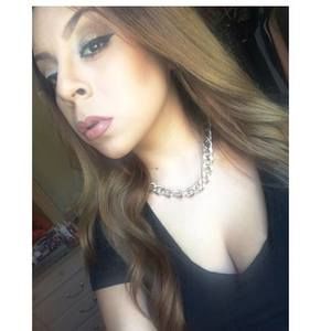 Meet your Posher, Myra lissette