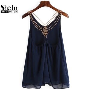 Shirt with top chain strap