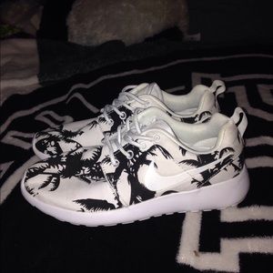 ❌RESERVED❌Palm Tree Shoes