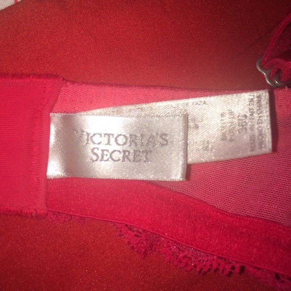 Victoria secret bra ! - Picture 3 of 4