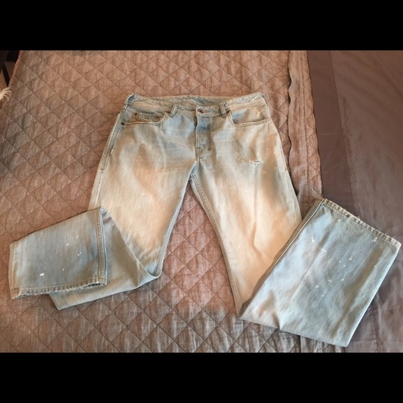 MENS light wash Diesel jeans