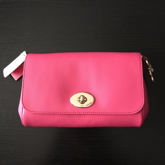 NWT. Crossgrain Leather Mini Ruby Crossbody