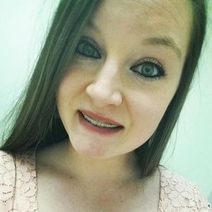 Meet your Posher, Janna