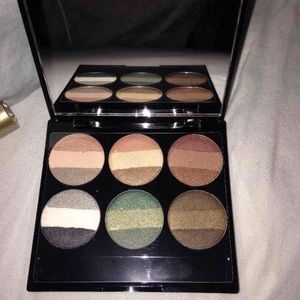 Me Makeover Eyeshadow Pallet