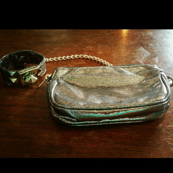 Cuff clutch ❌ SOLD ❌ - Picture 1 of 1