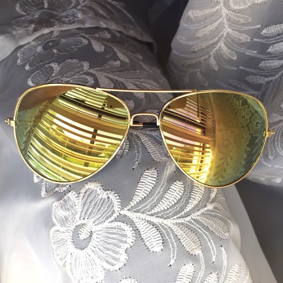 Beetle Colors Mirror Lens Aviators - Picture 2 of 4