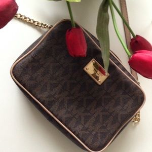 Needs to go now ! Price reduced!! Michael Kors